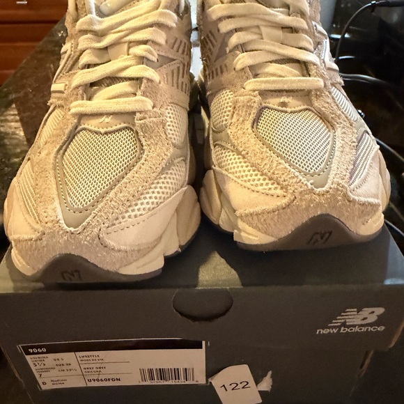 New Balance Women's 9060 Gray Sneakers - Picture 2 of 11